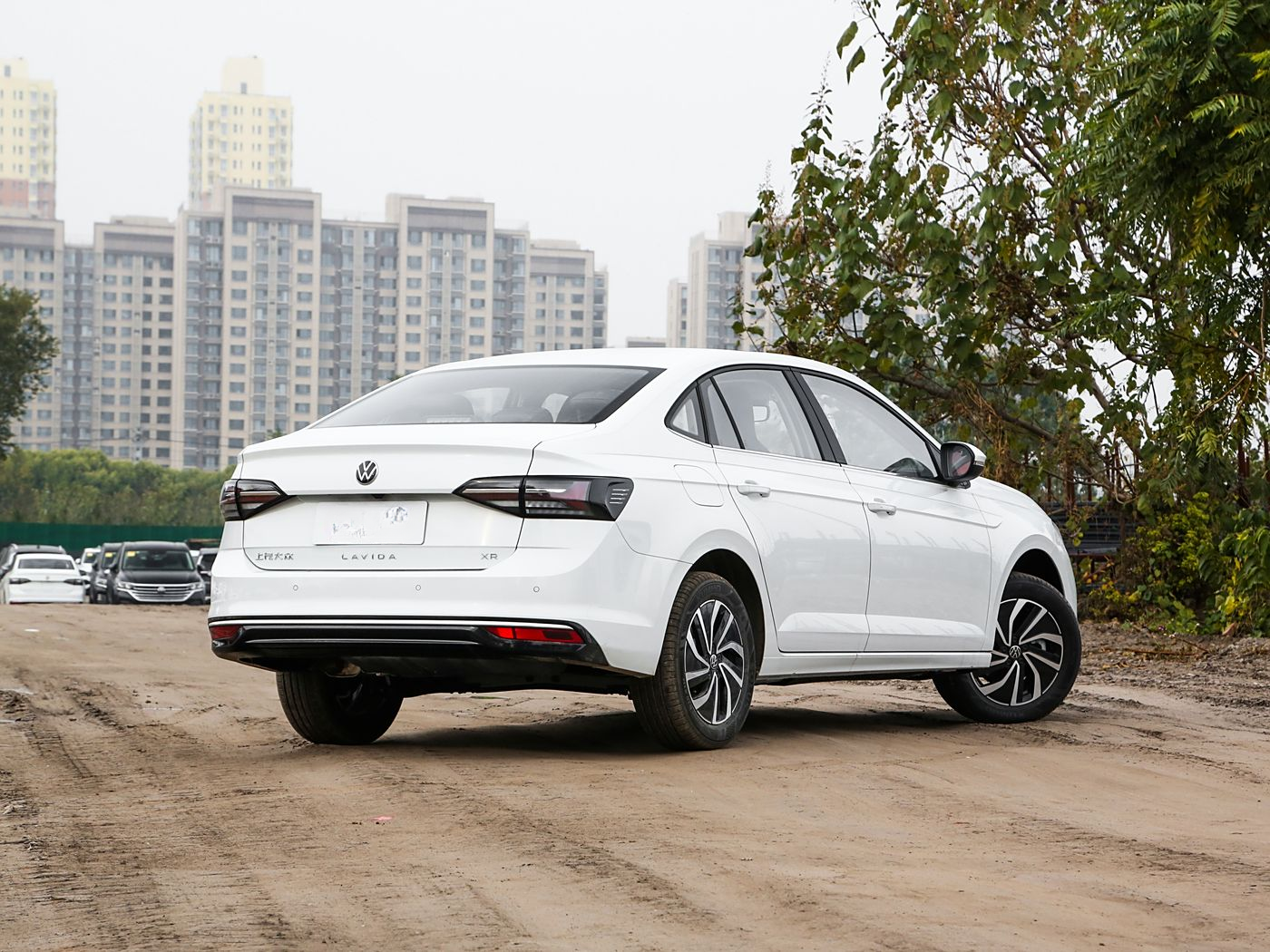 2024.10 Popular Used Cars 4 Door 5 Seats Sedan with 5.98L/100km WLTC Comprehensi