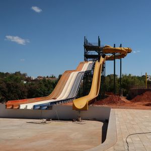 China Kids Water Park Outdoor Play Equipment Aqua Fiberglass Slide for Kids on sale