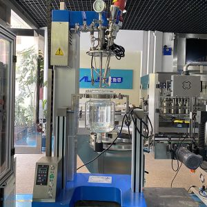 emulsified oil Cosmetic Emulsifier Mixer , 2-10L Vacuum Emulsifying Mixer