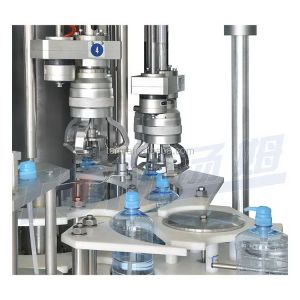 Stainless Steel Rotary PLC Controlled Pump Capping Machine Fully Automatic