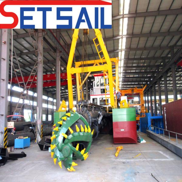 Total Breadth 5m-15m Import Diesel Engine Cutter Suction Dredger for River Sand Dredging