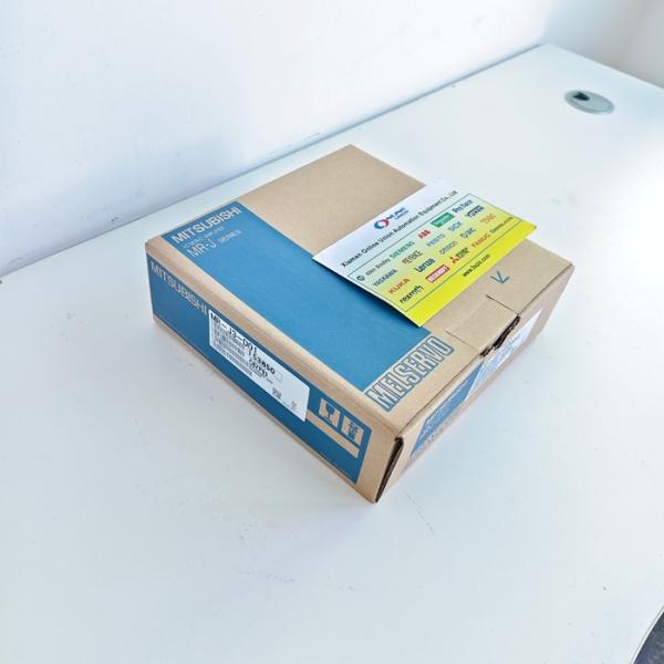 MR-J3-D01 MITSUBISHI Series MELSERVO-J3 Interface Unit