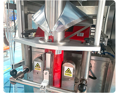 Mozzarella Cheese Candy Beef Jerky Garlic Granule Packaging Machine Electric