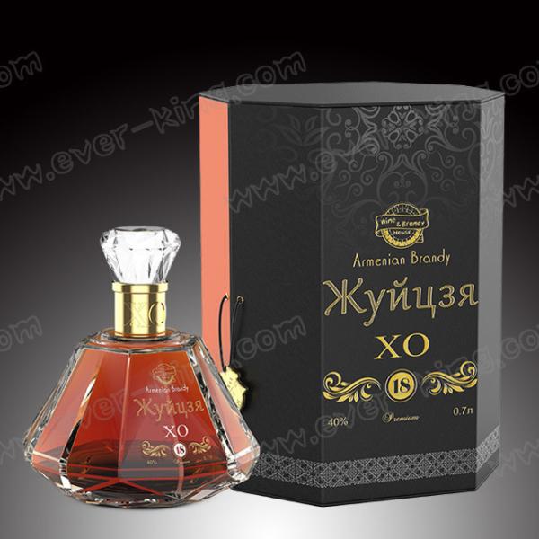 Luxury PU Leather Cardboard Packaging For Brandy Wine Gift Box