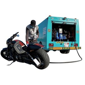 4x2 Drive Wheel Medium Diesel Refueling Tank Truck Manual Transmission With