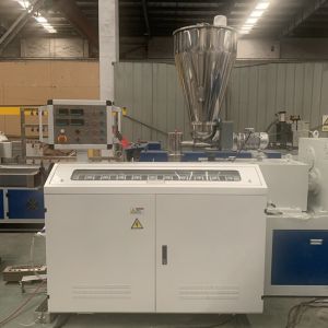 WPC Twin Screw Pla Extruder Machine 38CrMoALA Screw