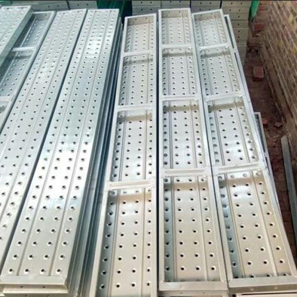 Scaffolding Galvanized Steel Planks For Safe And Stable Construction