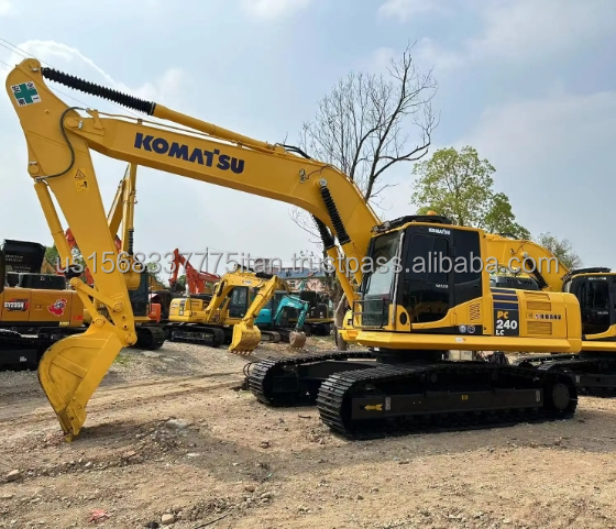 24TON Komatsu Excavator with 119 kw Power and Original Hydraulic Valve at Affordable