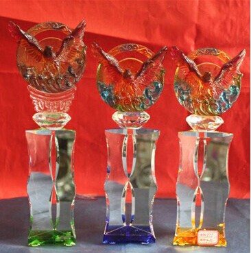 Buy Beautiful Crystal Transparet Trophy at wholesale prices