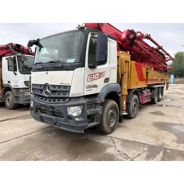 2021 Used Sany 62m Pump Truck with Mercedes-Benz Chassis - The First Choice for Efficient Construction