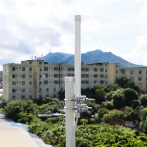 High Gain Communication Antenna 4G Wifi Outdoor FRP Fiberglass Antenna 2400