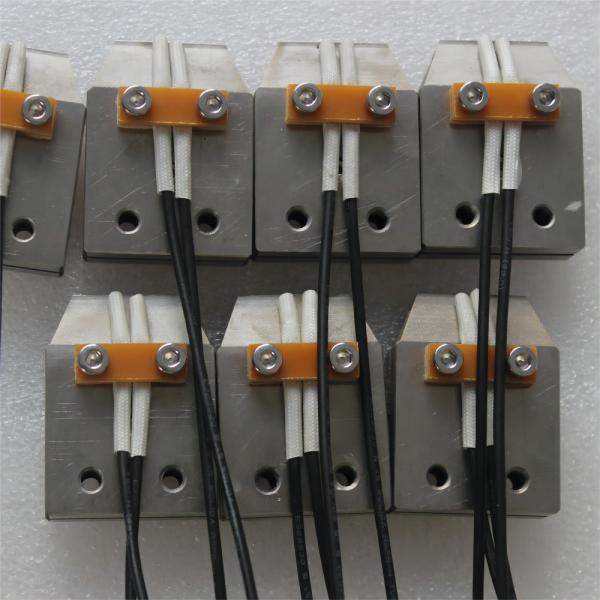 Customized pulse thermocompression welding head for molybdenum alloy and titanium alloy