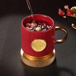 Customized Gold Handle Mugs With Gold Nameplate In Durable Earthenware /