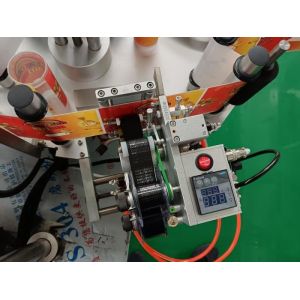 Bottle Sticker Labeling Machine Fully Automatic With Carbon Ribbon Coding For 20