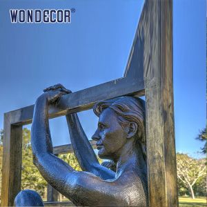 Outdoor Sculpture Elegantly Sitting Bronze Statue Of A Woman