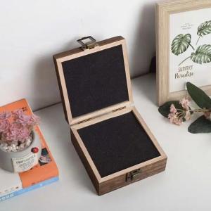 Exquisite practical wooden jewelry packing case