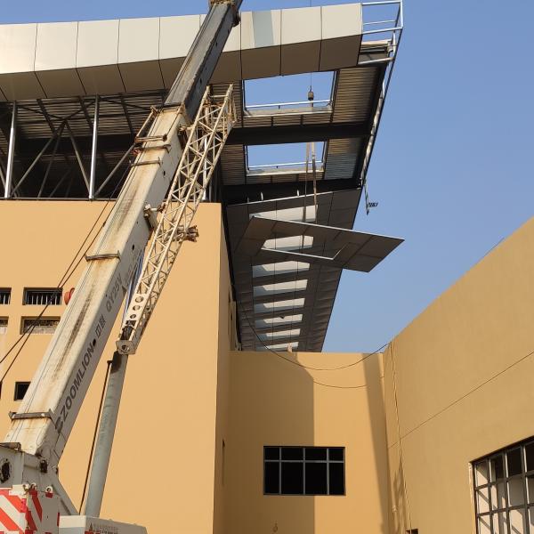 Q345 Light Metal Frame Construction 820mm Roof Steel Space Frame Roof 950mm