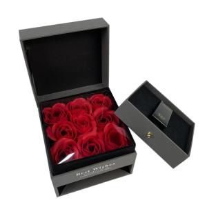 Handmade Romantic Bouquet Creative Valentine Luxury Gift Box Packaging Custom