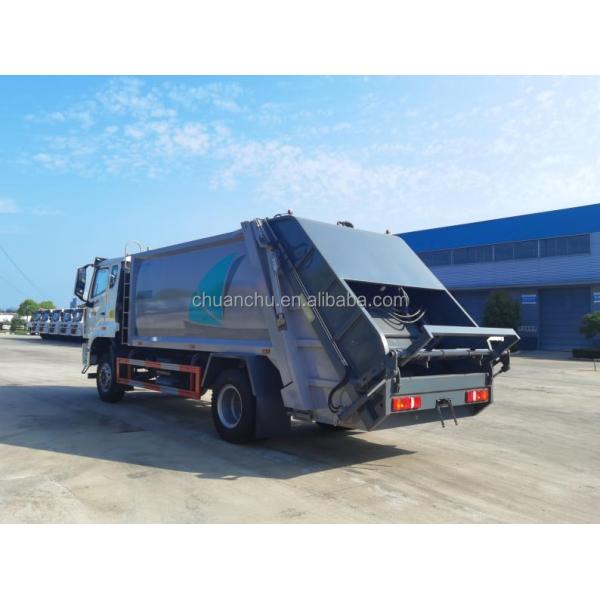 Diesel Garbage Pickup Truck Crushing and Loading Domestic Garbage with Powerful Compressed Truck