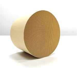 Honeycomb SCR Denox Catalyst with High Flow Rate for Catalytic Converters