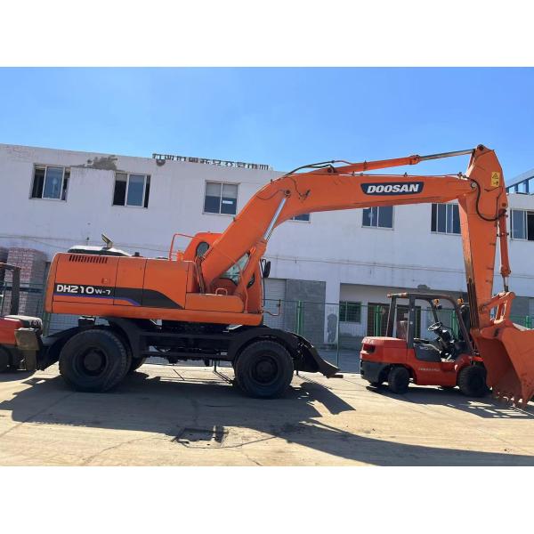 DH210W-7 Second Hand Wheel Excavator 12 Tons Doosan Used Excavator