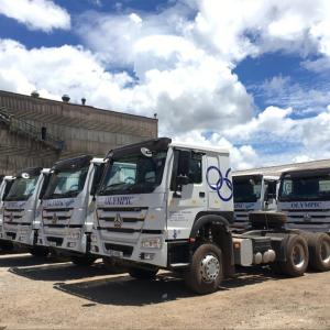 New Howo 4X2 6x4 371hp 420hp 10 wheels second hand Dump Trucks head trailers