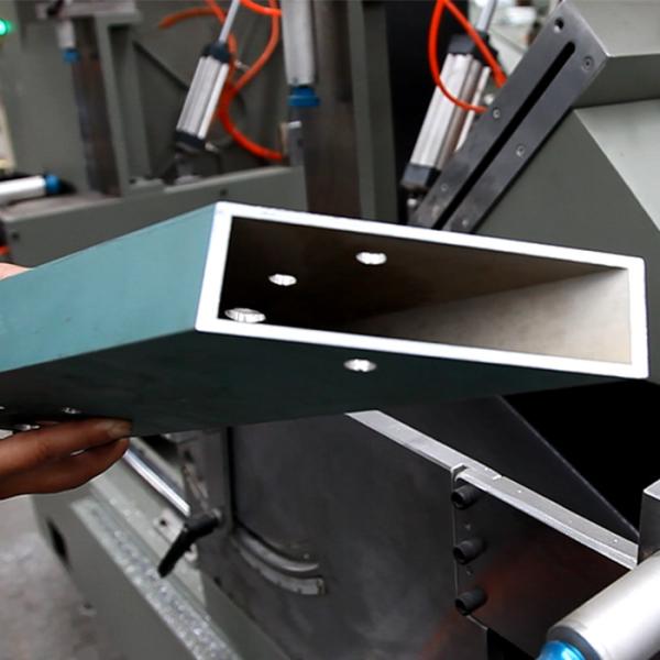 380V 50HZ ALUMINUM WINDOW DOOR MACHINE CNC DOUBLE MITRE SAW