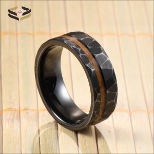 Trendy Vintage Whiskey Barrel Wood Inlay Black Hammered Tungsten Ring Wedding
