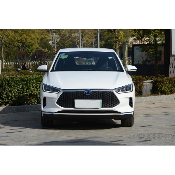 BYD E2 Electric Sedan 2500-3000mm Wheelbase and 43.2kWh Battery Capacity for Vehicles