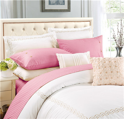 Buy Sateen Stripe Sheets 4pcs Polyester Cotton Bedsheets Bedding Set at wholesale prices