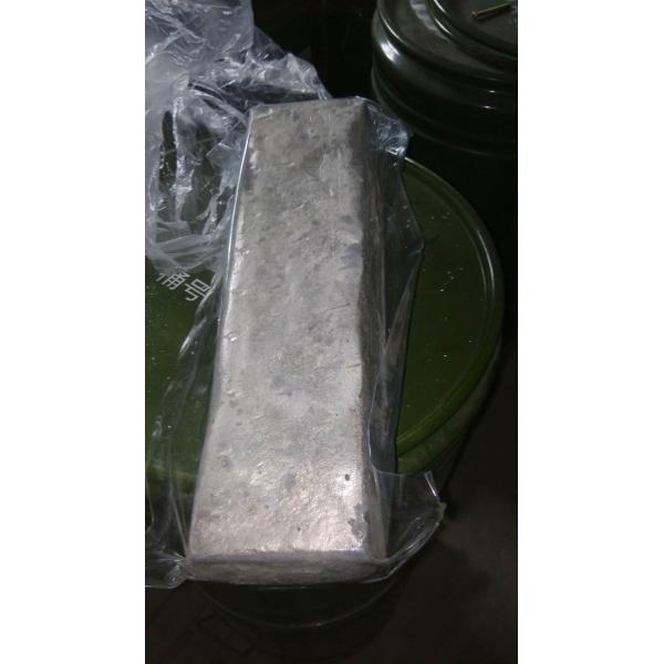 MgZr 10% 15% 20% 25% 30% 35% alloy ingot master alloy magnesium zirconium MgZr30 for grain refine magnesium smelting