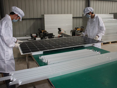 Commercial Blue C Grade Solar Panels , Off Grid Solar Modules 3 % Tolerance