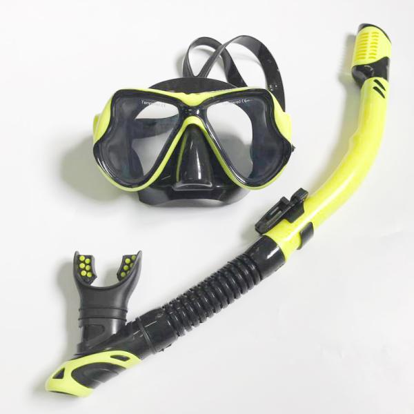 Professional PVC Snorkel Tube and Plastic Frame Mask Set for Underwater Excursions Snorkel Mask Set