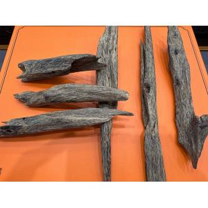 Black Dark Brown Agar Wood Incense Meditation Relaxation Aquilaria Logs