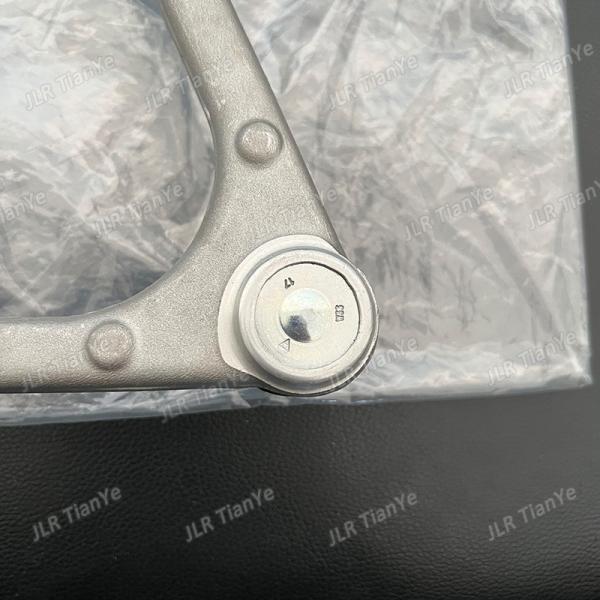 Front Upper Suspension Control Arm U Type For Jaguar Car C2D2475 C2D2474 C2D36806 C2D36804