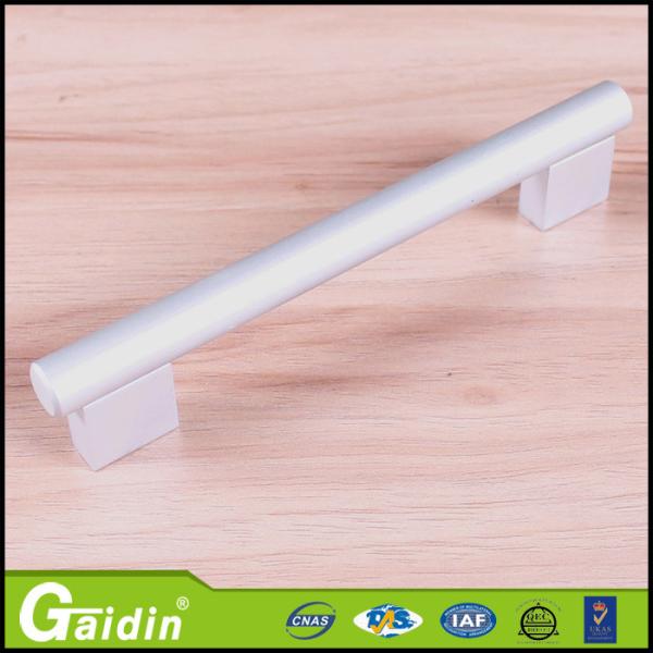 Buy Canton Fair Best Selling aluminum cabinet door handle at wholesale prices