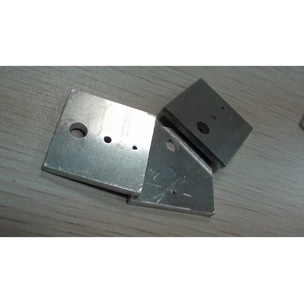 Automatic 650 W YAG Laser Cutting Machine with Cutting Speed 3500mm/min