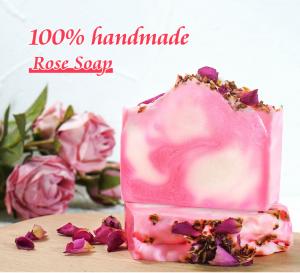Quality 100G Fragrance Essential Oil Face Soap Rose Petal Cold Process Soap for sale