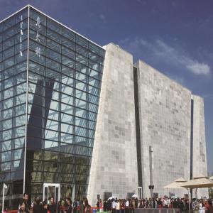 Building Outlook Construction Aluminum Profile  High Weather Resistance