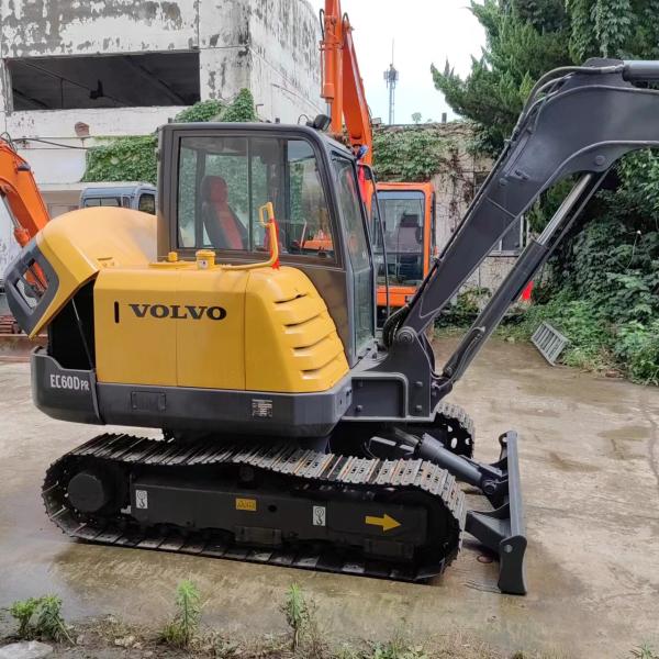 Volvo EC60D PR 6 Ton Mini Excavator in Good Condition with Original Hydraulic Cylinder
