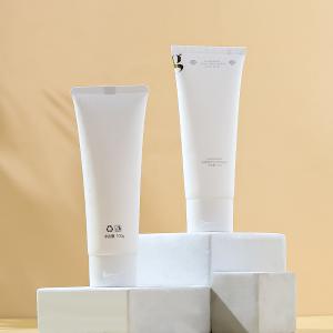 Biodegradable Plastic Cosmetic Tube for Skincare with Flip-Top