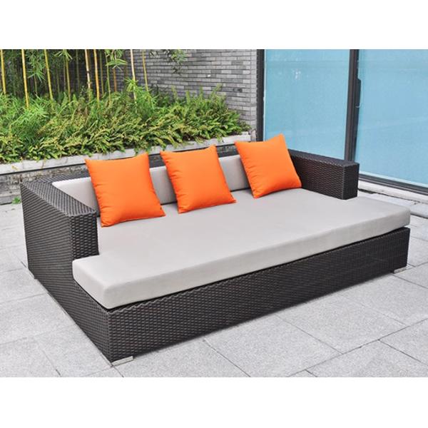 Pe Rattan Sectional Sofa Indoor Furniture Sofa Wrought Iron Sofa Lunge Sunbed Bed Set