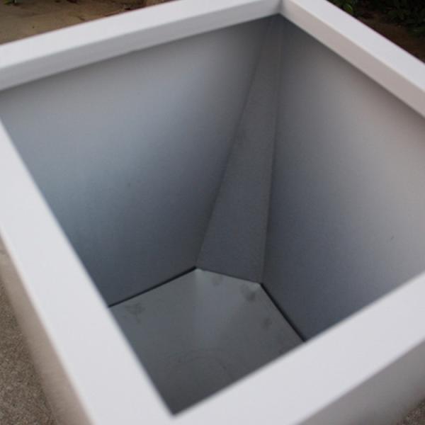 Outdoor standing planter white irregular quadrilateral flower pots