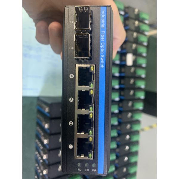6 Port Gigabit Managed Industrial Fiber Switch SFP Fiber RSTP Manageable Rugged Case