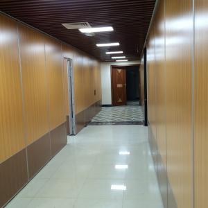 Aluminium Frame Restaurant Movable Partition Walls , Multi Color Soundproof