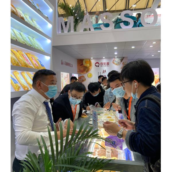 Glycerol Monostearate Food Grade Emulsifier Ice Cream Ingredients GMS7025 Beads