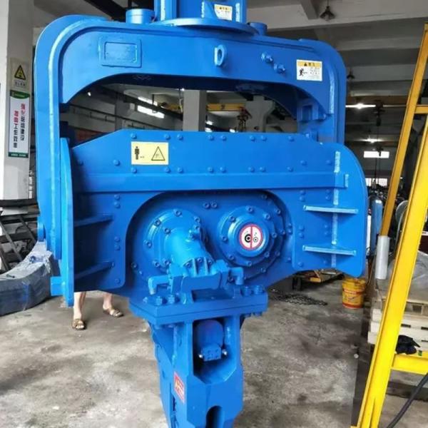 35 Ton Piling Excavator Hydraulic Rock Breaker Heavy Duty Lifting Section