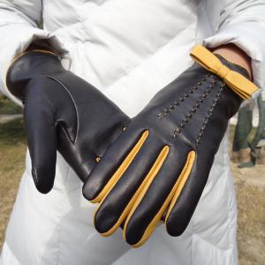 China Customized women leather gloves with the best price on sale