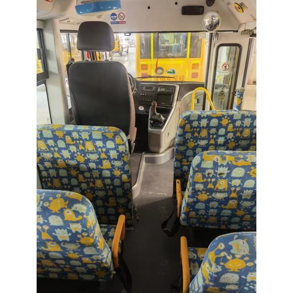 Used Mini School YuTong Bus ZK6575DX53 CA Engine 19 Seats Air Conditioner