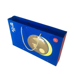 Exquisite Hardboard Paper Gift Box Packaging With Plastic Insert Tray